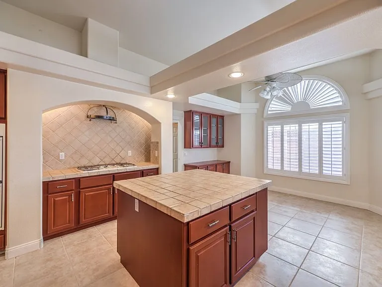 6299 Pale Pavilion Ave — Photo 18