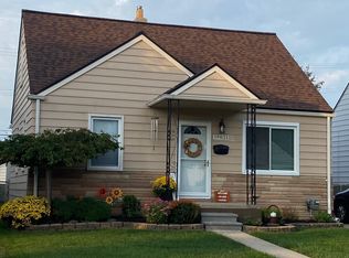 19821 Avalon St, Saint Clair Shores, MI