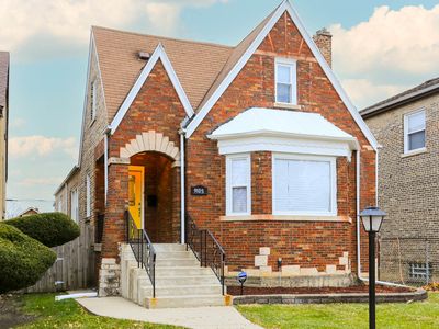 9105 S May St, Chicago, IL, 60620