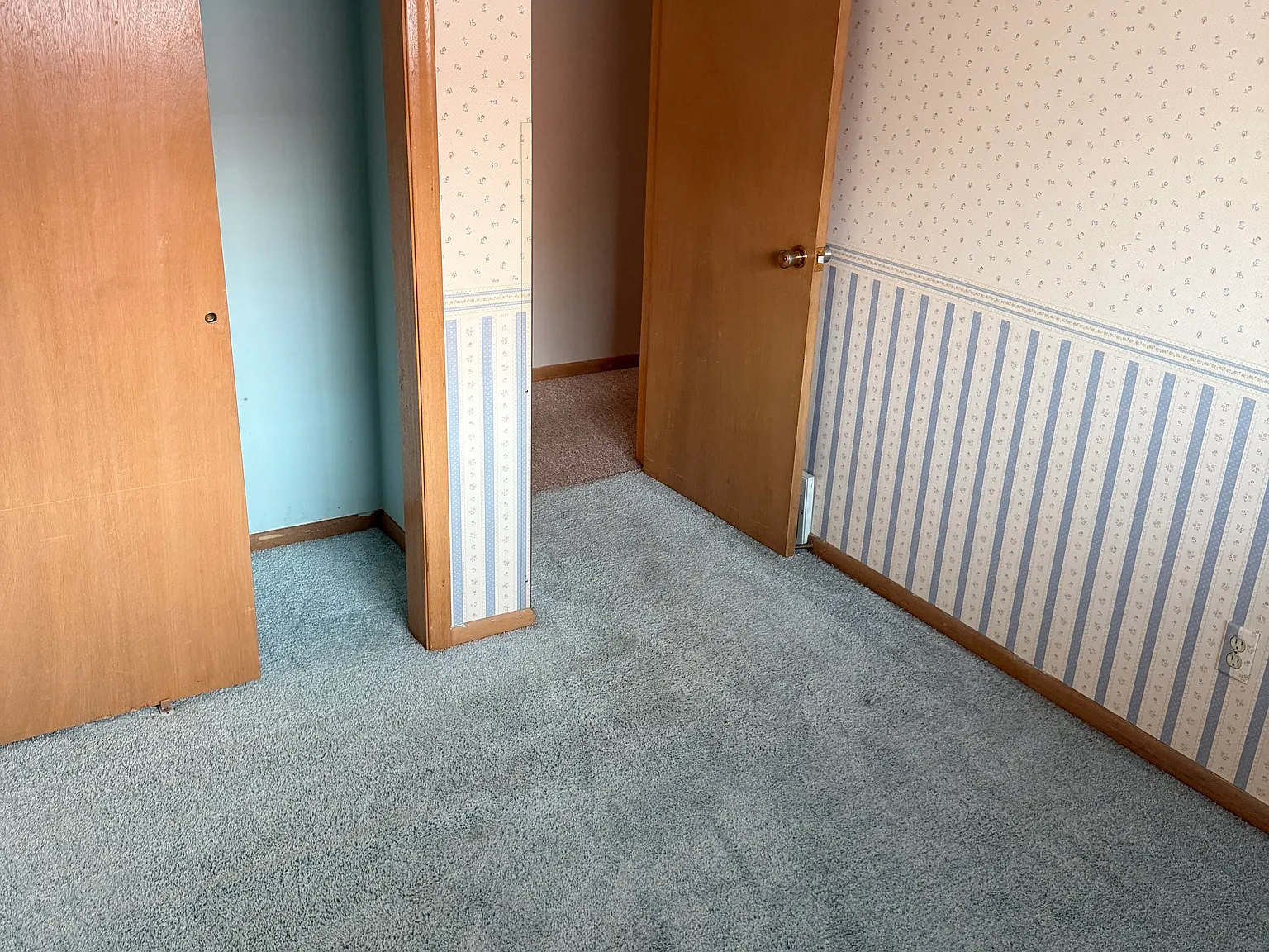 3 bed, $2,100 — Photo 3