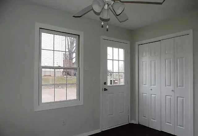 707 Golfcrest Rd N #1 — Photo 6