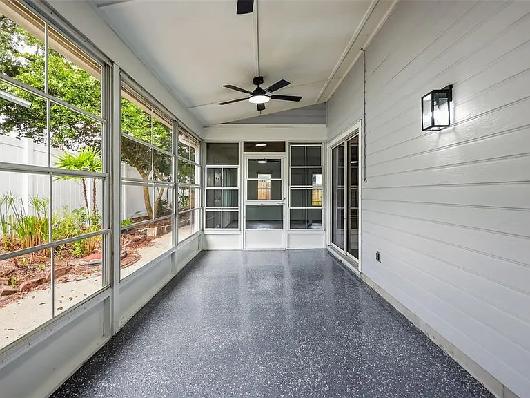 106 Lamplighter Dr — Photo 24