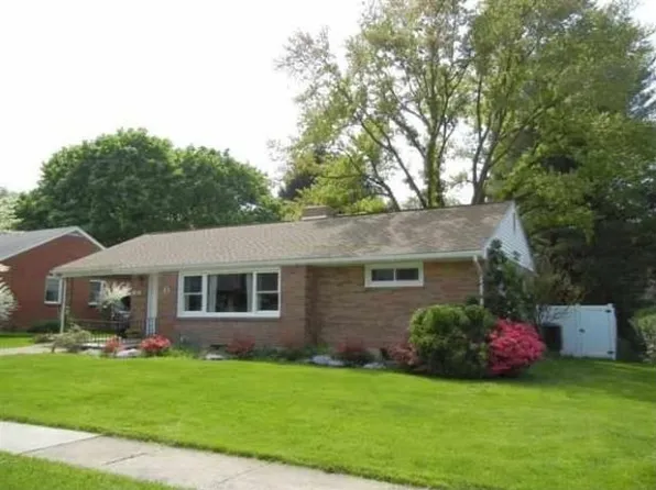 7 Citadel Dr, Camp Hill, PA 17011
