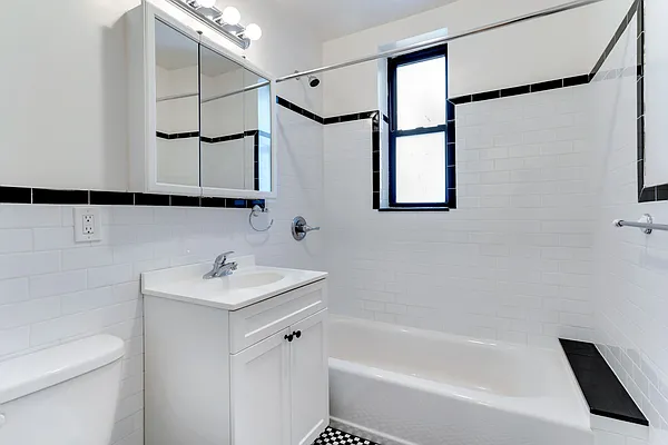 Rented by Anchor Associates | media 19