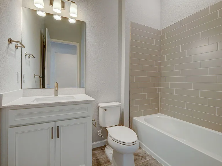 837 SE Courances Dr — Photo 12