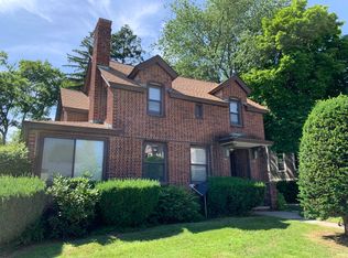 22 Lee St #1, Worcester, MA 01602