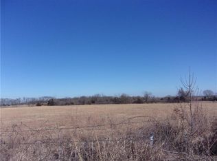 W 327th St, Paola, KS 66071