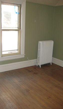 3rd image of 3320 Pillsbury Ave