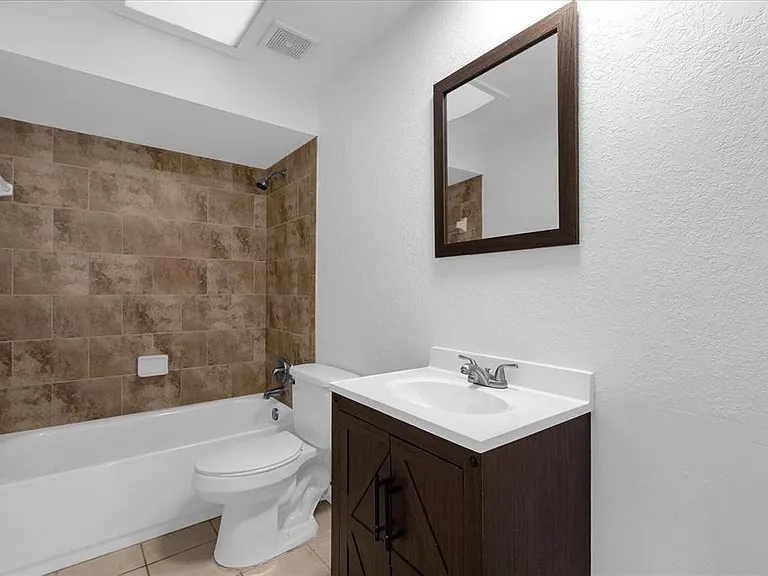 5214 Kempston Dr — Photo 18