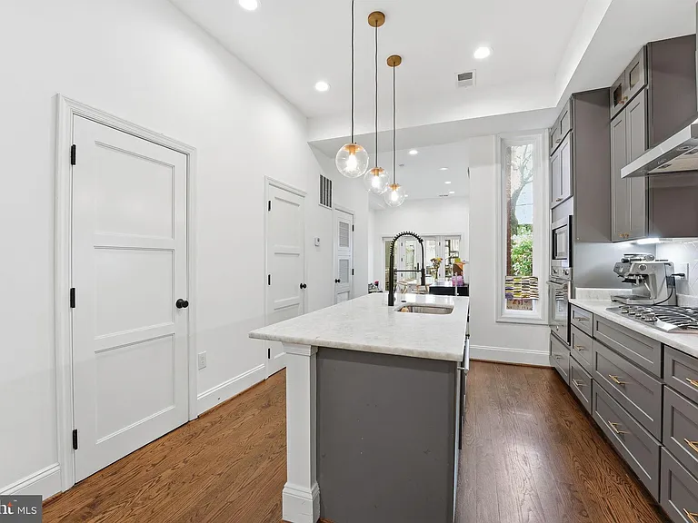 1841 Monroe St NW #2 — Photo 3