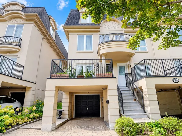 82 David Dunlap Cir, Toronto, ON M3C 4C1