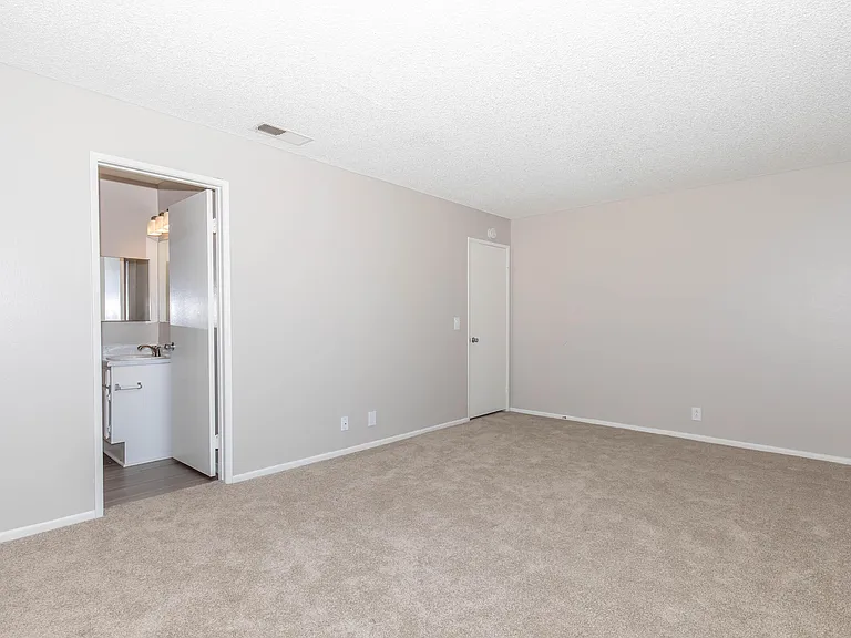 Sienna Heights — Photo 68
