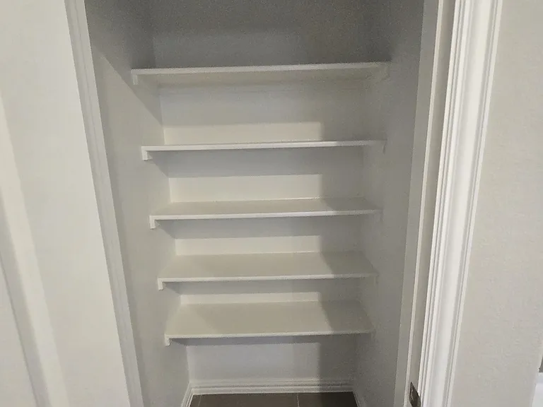2223 Cliff Springs Dr — Photo 19