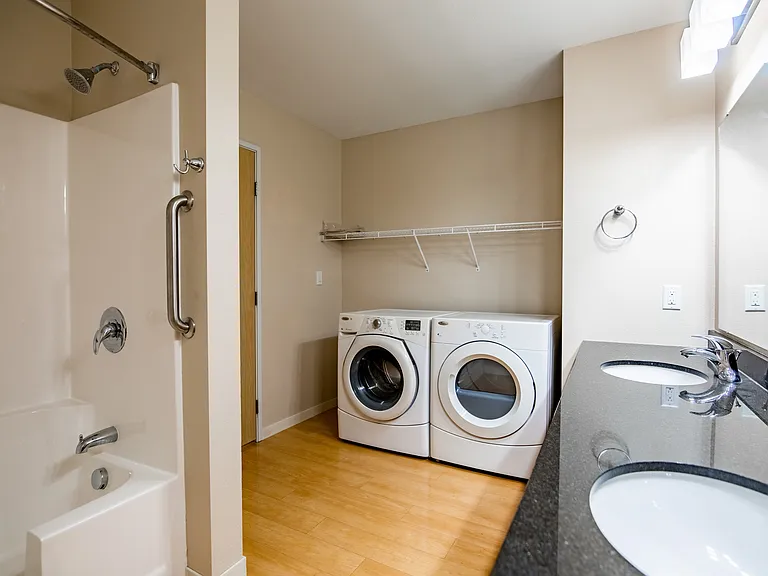 Overlook Ridge Apartments — Photo 63
