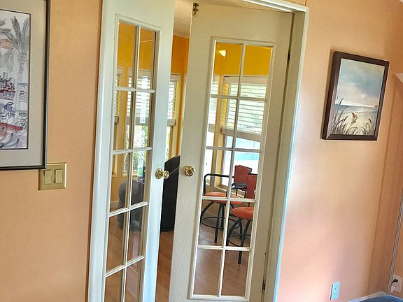 5th image of 6157 Seashore Dr