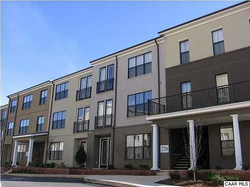 2nd image of 740 Walker Sq APT 3A