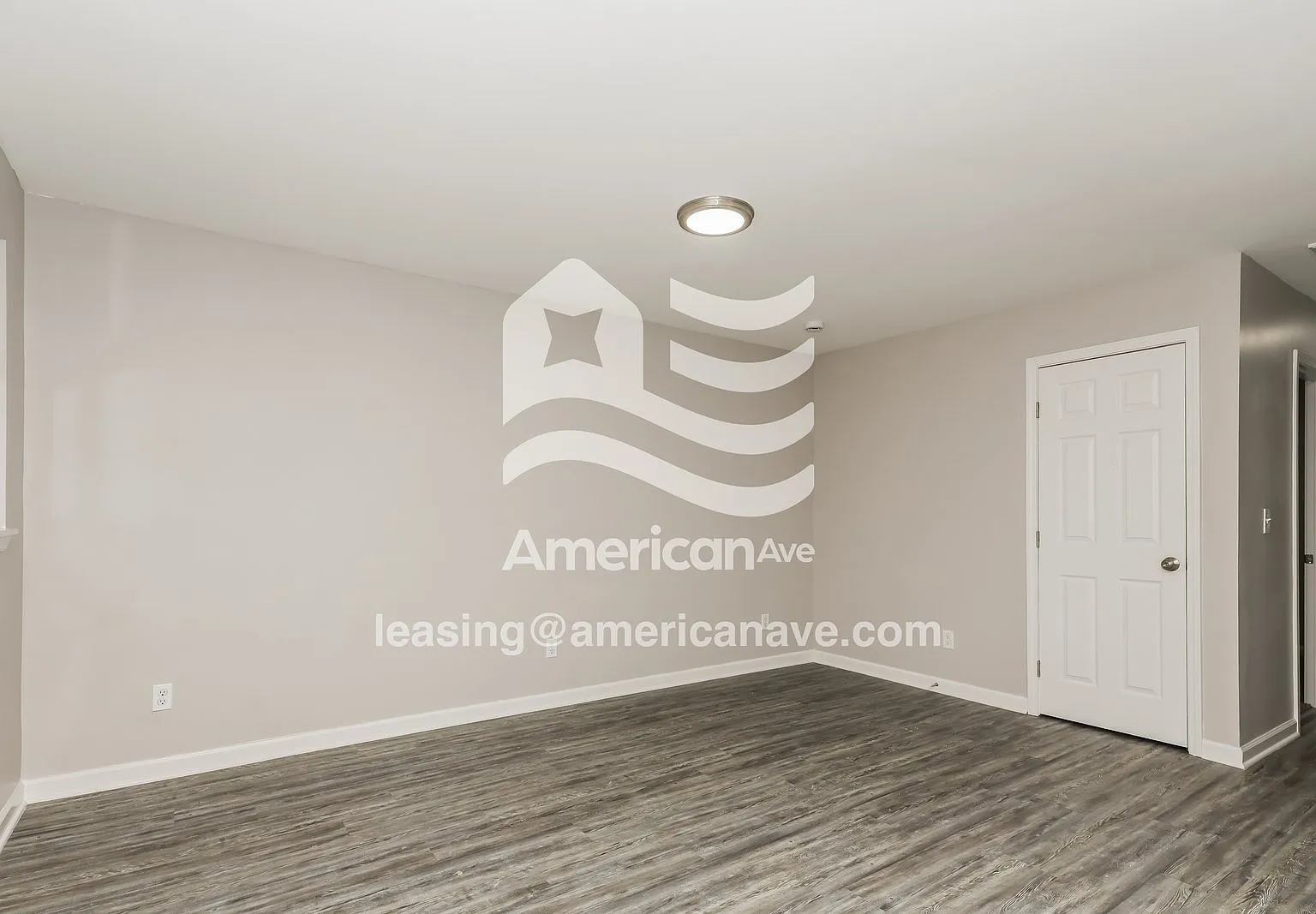 2 bed, 1.0 bath, 912 sqft, $1,435 — Photo 3