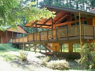 90 N Tyee Pl, Hoodsport, WA 98548