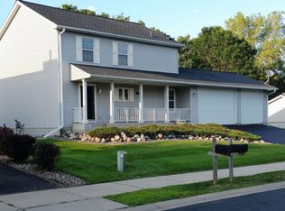 2095 63rd St E, Inver Grove Heights, MN 55077