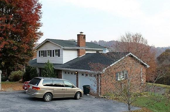 1st image of 293 Woodhurst Dr