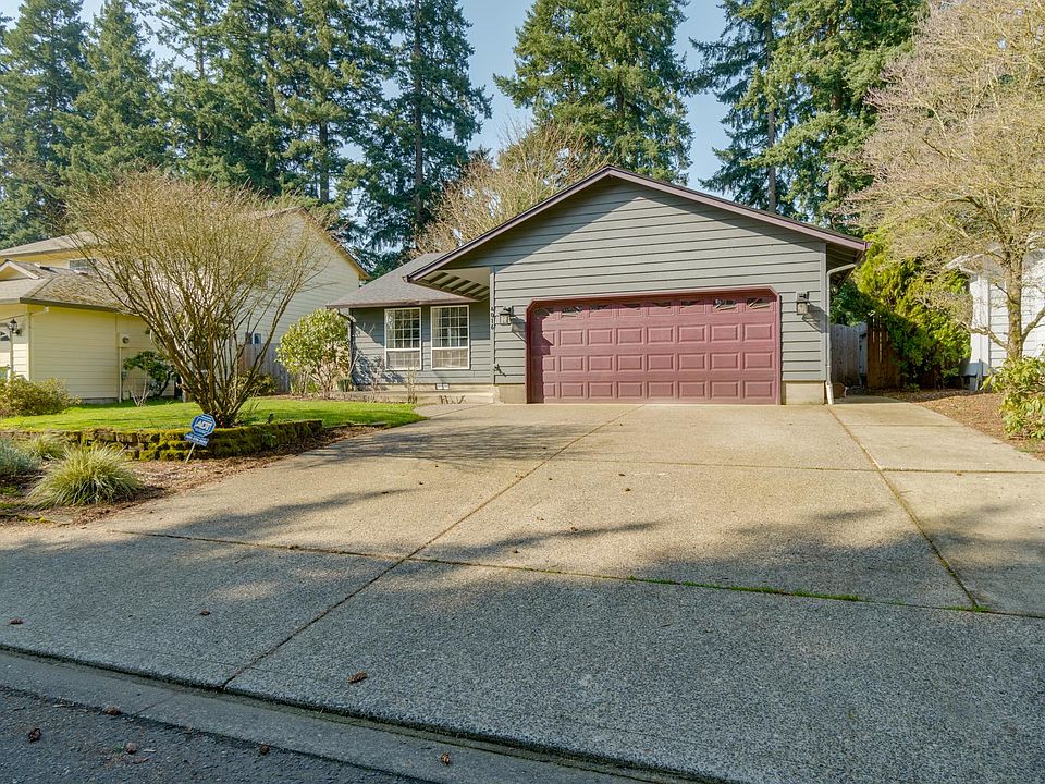 1st image of 4016 NE 157th Ct