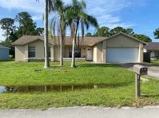 480 Di Lido St NE, Palm Bay, FL 32907