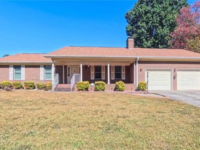 601 Beckwith Dr, Greensboro, NC, 27410