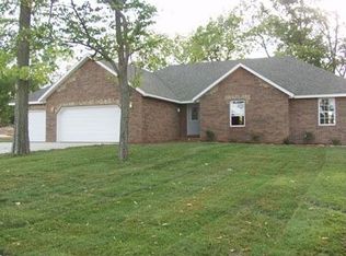 3049 W Grandview St, Springfield, MO 65803