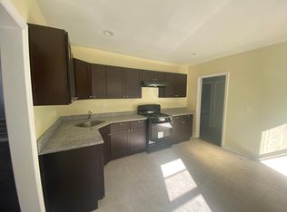 9 Fleetwood Pl #1, Newark, NJ 07106