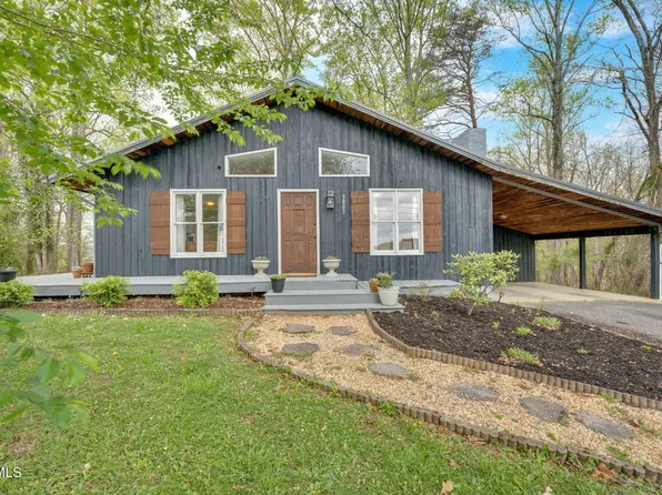 5007 Lake Forest Dr, Kingsport, TN 37663
