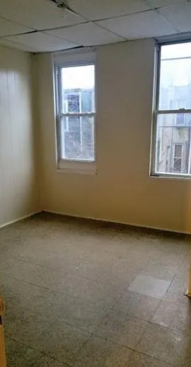 4142 N 7th St — Photo 13