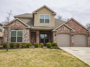 807 SW Caprington St, Bentonville, AR 72712