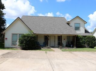 603 Wades Way APT C, Navasota, TX 77868