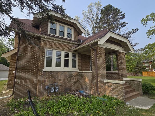 1401 W Brown Deer Rd