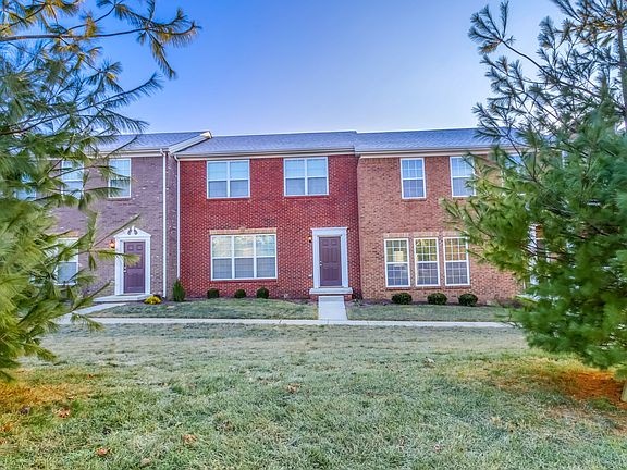 2nd image of 825 Glasford Sq #845-103