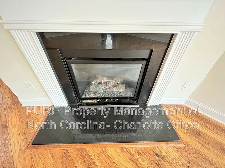 10330 Royal Winchester Dr — Photo 9
