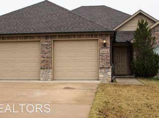 2414 W Lttle Rock Ct S, Broken Arrow, OK 74011