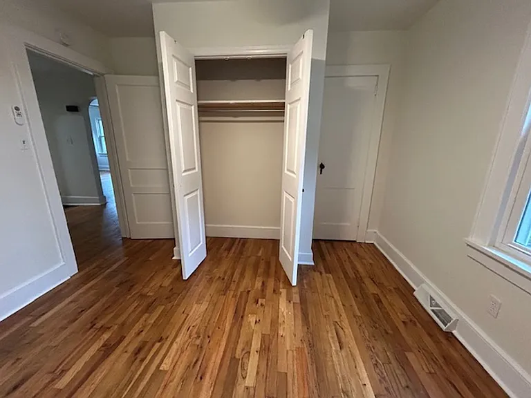 408 Orchard Dr — Photo 17