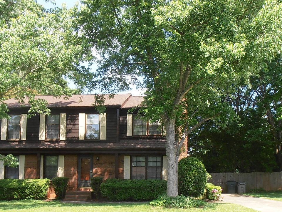 1st image of 416 Whitethorn Dr