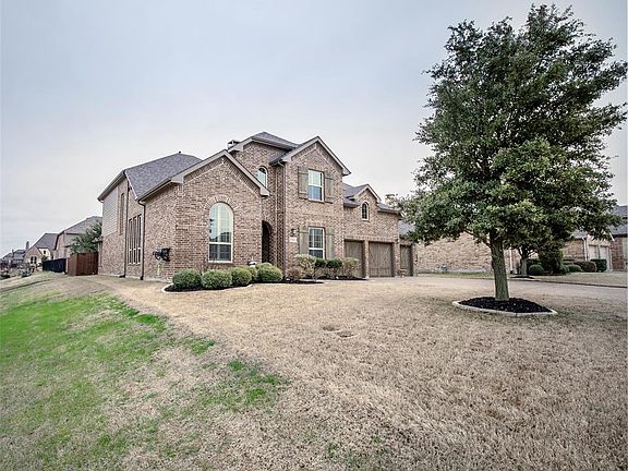 2nd image of 1560 Silent Brook Ct