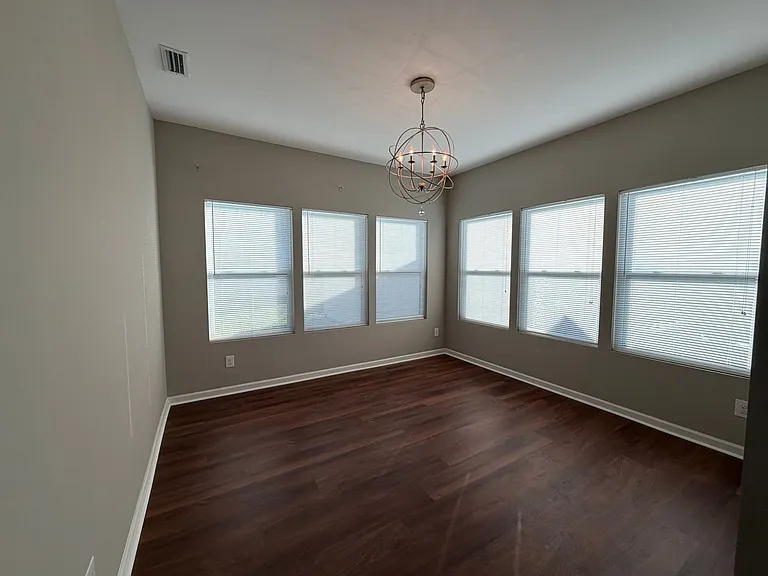 6079 Shamrock Green Dr — Photo 15