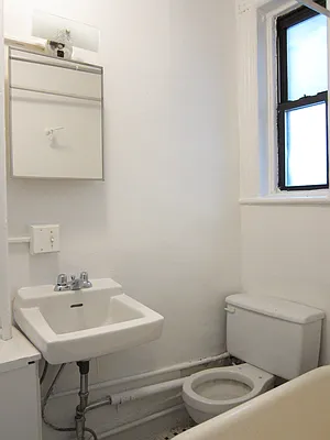 Rented by James Everett Lewis, LREB | media 41