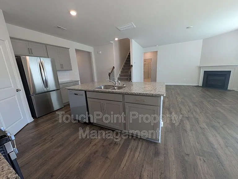2167 Vanderlyn St — Photo 12