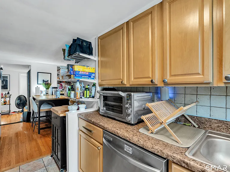 31 Clark St — Photo 15