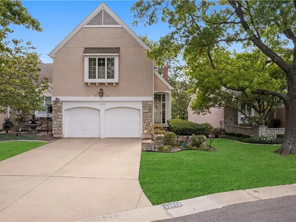 11972 Farley St, Overland Park, KS 66213