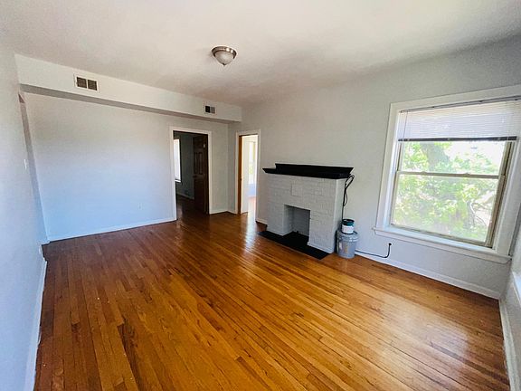 3rd image of 2507 W 58th St #2W
