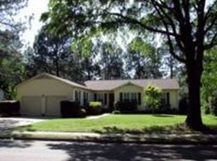 514 Elizabeth Lake Dr, Hampton, VA 23669