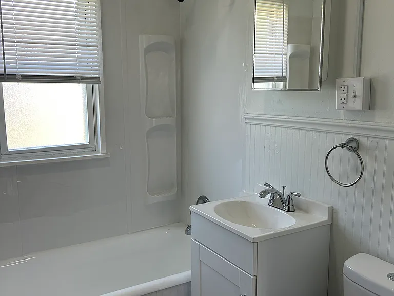 100-26D Midland Hts — Photo 6