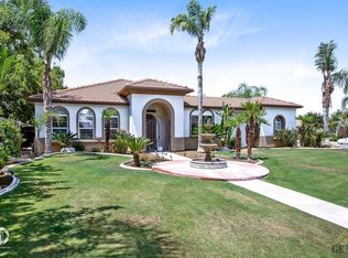 9201 Lake Victoria Dr, Bakersfield, CA