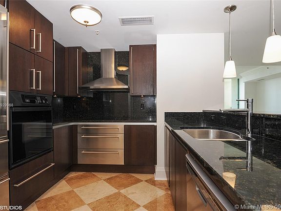 4th image of 3400 SW 27th Ave APT 1606